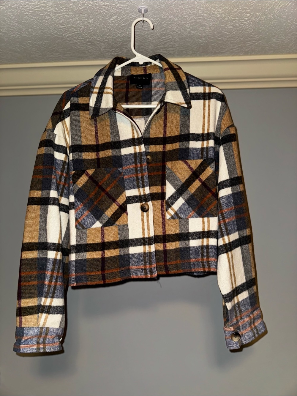 🧥✨ Women’s Shacket Medium Cream, Brown, Navy, & Yellow Accent Plaid Button Up ✨🧥